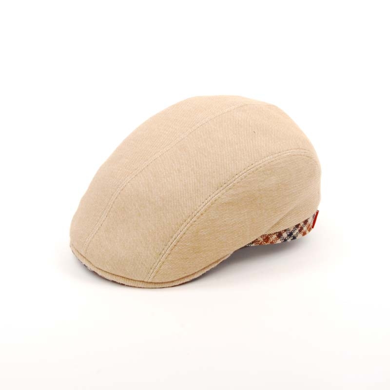 Gorra visera en color beige, diseño tipo pitt, GORRA DE VERANO, MADE IN ITALY