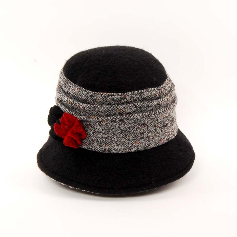 Sombrero de mujer en lana.